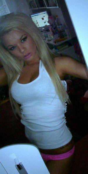 Connect with Makenna (28) in Florida | Adult Dating