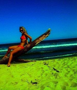 Meet Misty (21) from California | No-Strings Adult Dating