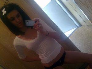 Tierra, 24, Quebec | No-Nonsense Hookup Profile