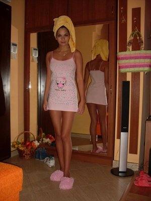 Meet Meredith (24) from Maine | Explicit Casual Dating