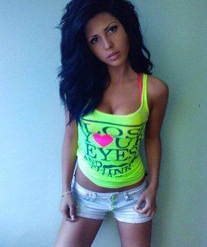 Meet Selina (20) from Arizona | Explicit Casual Dating