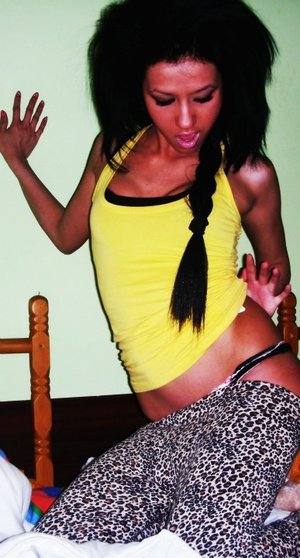 Connect with Monica (19) | Arizona Adult Fun