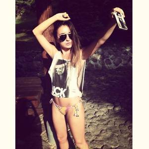 Kayla, 18, Kansas | No-Nonsense Hookup Profile