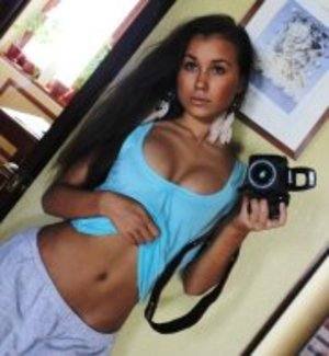 Meet Shyann (19) from Ontario | Explicit Casual Dating