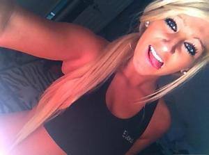 Gretchen, 19, California | No-Nonsense Hookup Profile