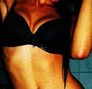 Karla, 25, Quebec | No-Nonsense Hookup Profile