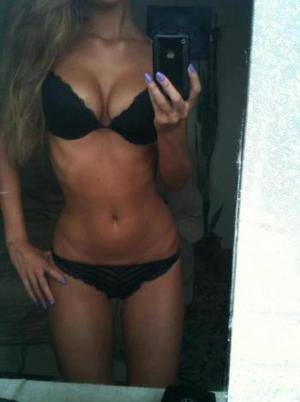 Connect with Mia (21) | Delaware Adult Fun