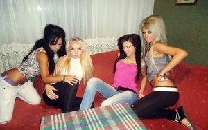 Meet Tara (19) from Arizona | Explicit Casual Dating