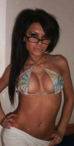 Shelley, 21, Quebec | No-Nonsense Hookup Profile