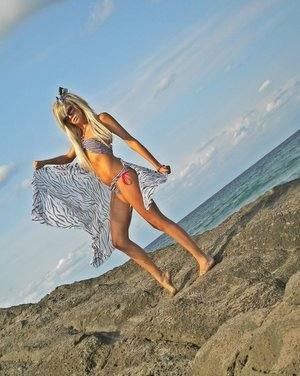 Aileen, 24, Kentucky | No-Nonsense Hookup Profile