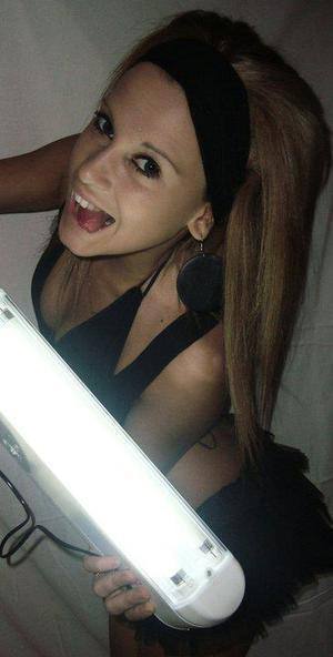 Meet Evelyn (29) from Texas | Explicit Casual Dating