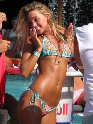 Local profile photo of Roxana, 28, in Mississippi