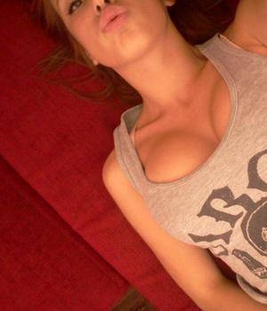 Meet Anna (22) from Ontario | Explicit Casual Dating