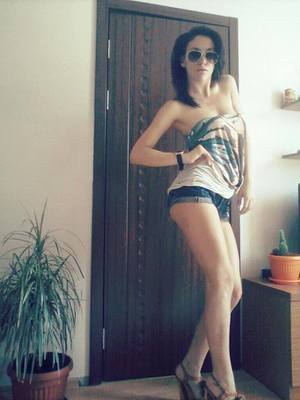 Connect with Elisa (18) | Arizona Adult Fun