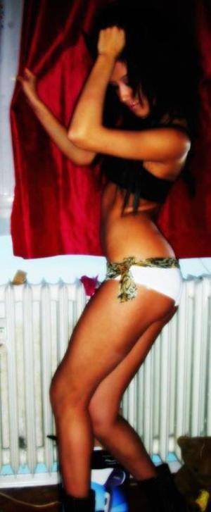 Sienna (18) in New York | Direct Adult Encounters