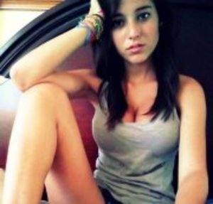 Meet Brianne (18) from Alabama | Explicit Casual Dating