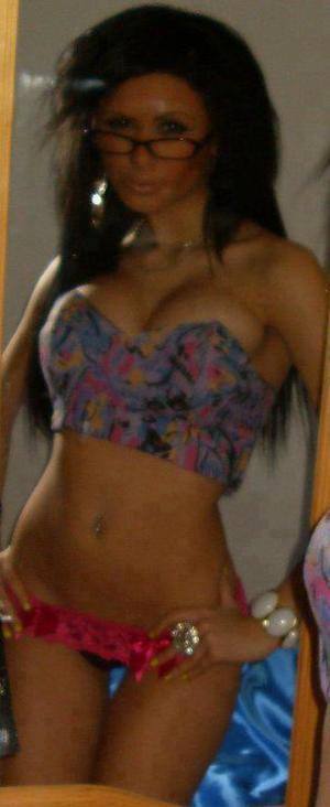 Karli, 29, casual dating profile photo in Lexington, KY