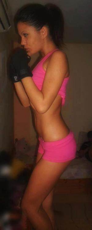 Helena (25), Indiana adult dating profile image