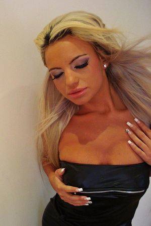 Adult dating profile photo of Hollie (24) in Sayre, OK