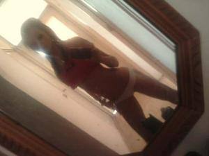Meet Ashlee (22) from New York | Explicit Casual Dating