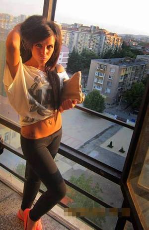 Paula (19) in District Of Columbia | Direct Adult Encounters