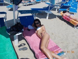 Viva from Indiana is looking for adult webcam chat