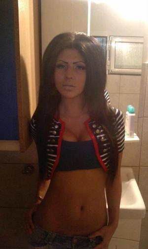 Leyla from Illinois is DTF, are you?