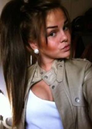 Jaylin is a cheater looking for a guy like you!