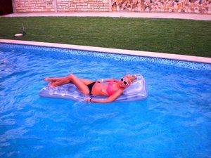 Finding a fuck buddy like Dina from Arizona has never been easier