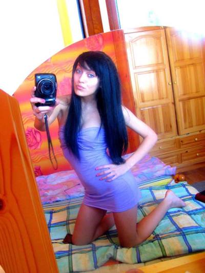Dominica from California is looking for adult webcam chat