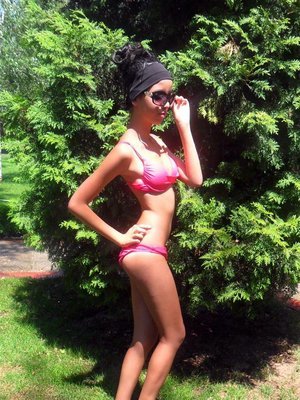 Escorts like Alyssa are down to fuck you now!