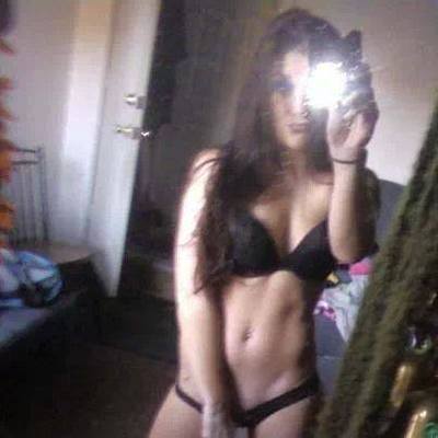 Corina from New Jersey is interested in nsa sex with a nice, young man