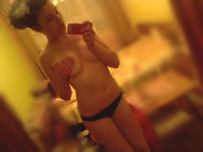 Annabella from Arizona is interested in nsa sex with a nice, young man