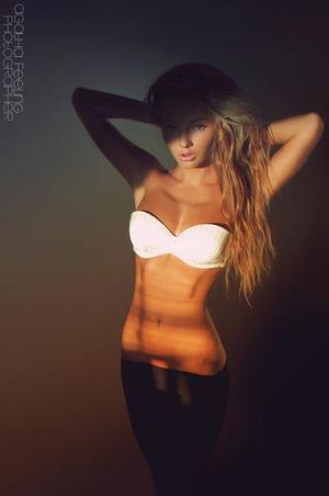 Meet local singles like Giselle from Alberta who want to fuck tonight