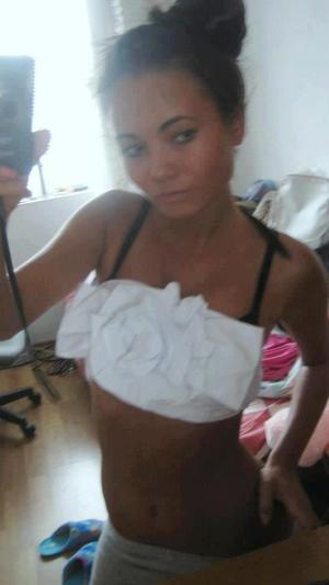 Looking for girls down to fuck? Lena from Massachusetts is your girl