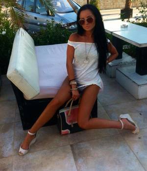 Lucy is a cheater looking for a guy like you!