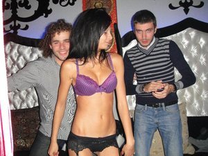 Meet local singles like Brooke from Utah who want to fuck tonight