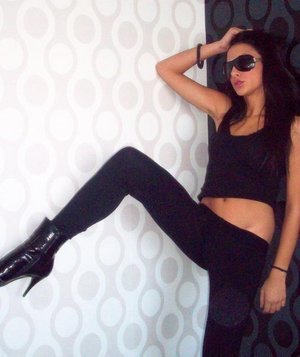 Looking for local cheaters? Take Ashely from Florida home with you