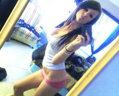 Mikayla from Oregon is looking for adult webcam chat