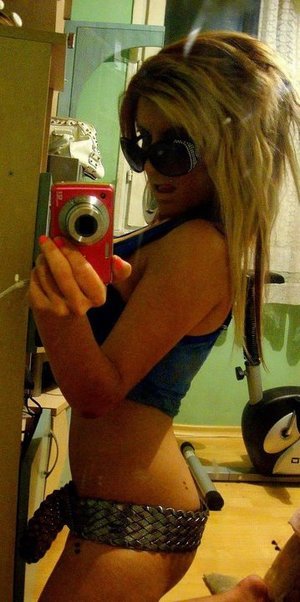 Sharee from Indiana is looking for adult webcam chat