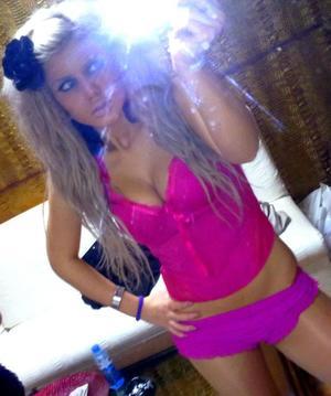 Lola from Illinois is the best local fuck buddy you can ever find