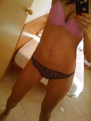 Anne from Ohio is looking for adult webcam chat