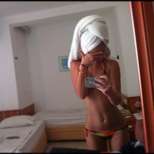 Marica from Sumner, Washington is looking for adult webcam chat