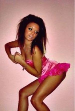 Meet local singles like Devan from California who want to fuck tonight