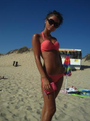 Escorts like Joana are down to fuck you now!