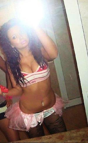 Ariel is a cheater looking for a guy like you!