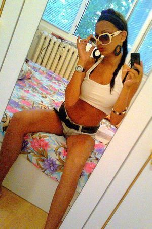 Looking for local cheaters? Take Loretta from Pennsylvania home with you