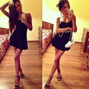 Escorts like Parker are down to fuck you now!