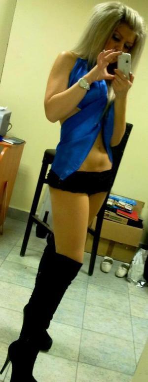 Caitlin from Oklahoma is looking for adult webcam chat