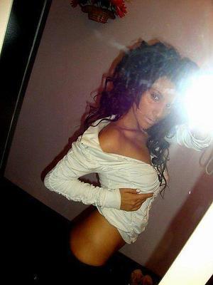 Cloe from Massachusetts is interested in nsa sex with a nice, young man